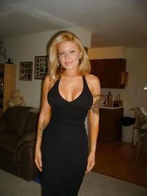 Blonde teen Jessa and her